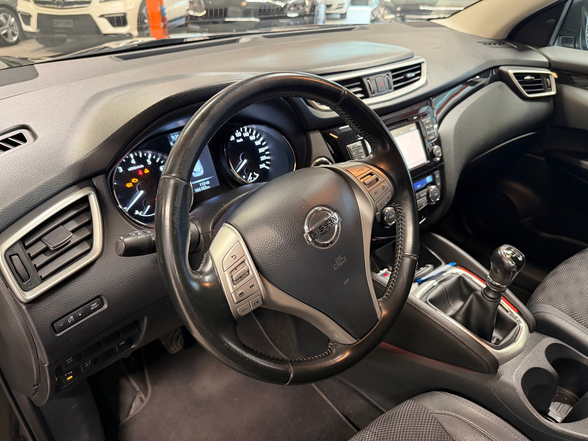 NISSAN Qashqai 1.2 DIG-T tekna-image-14