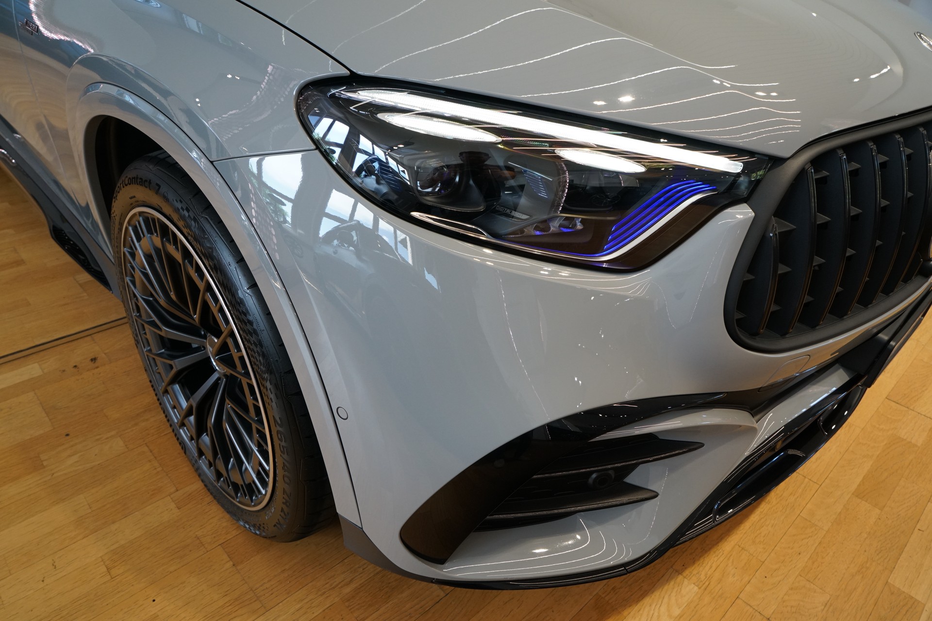 MERCEDES-BENZ GLC 43 AMG Executive Edition 4Matic 9G-Tronic-image-4