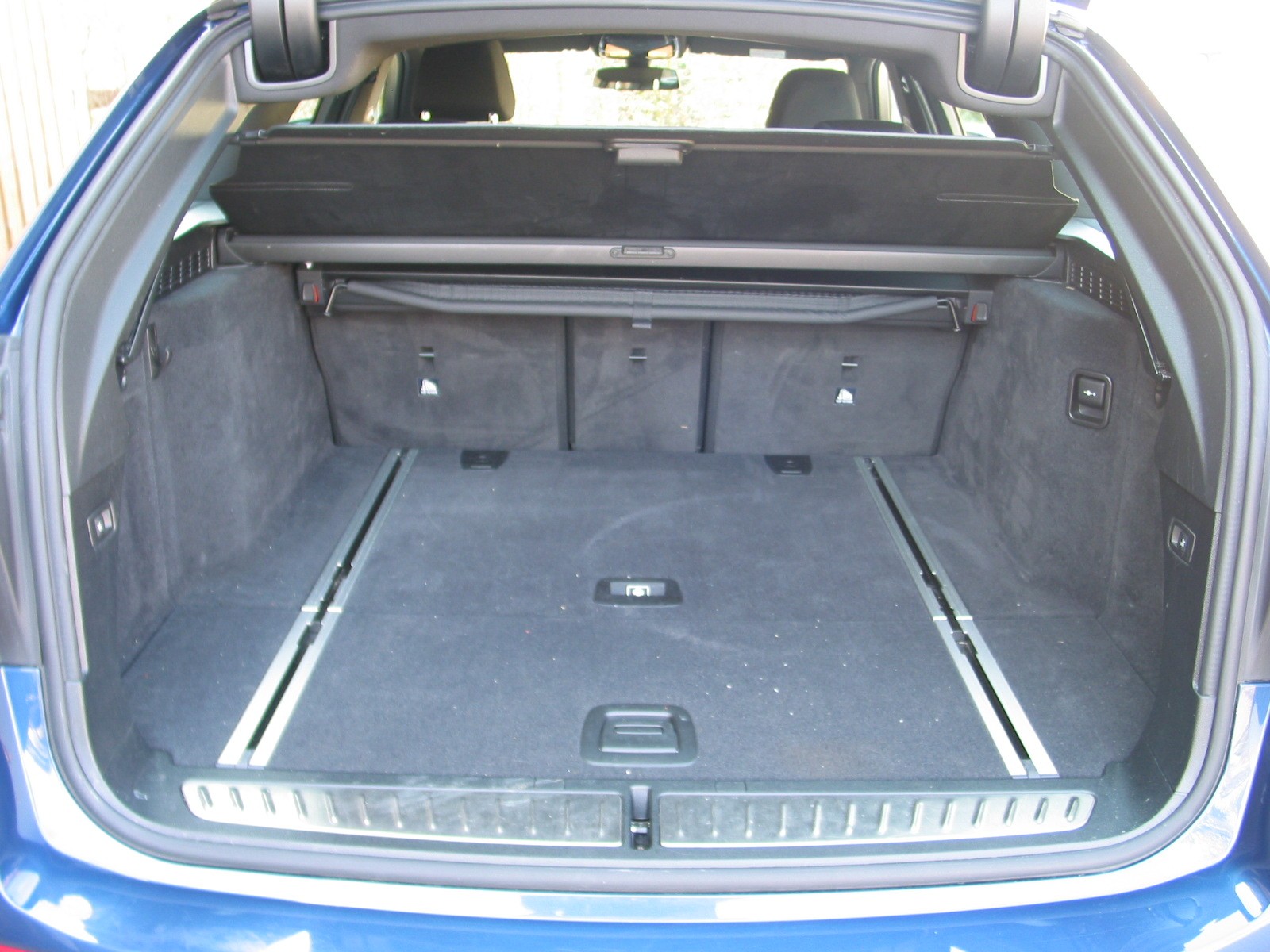 BMW 530d xDrive SAG Touring-image-9