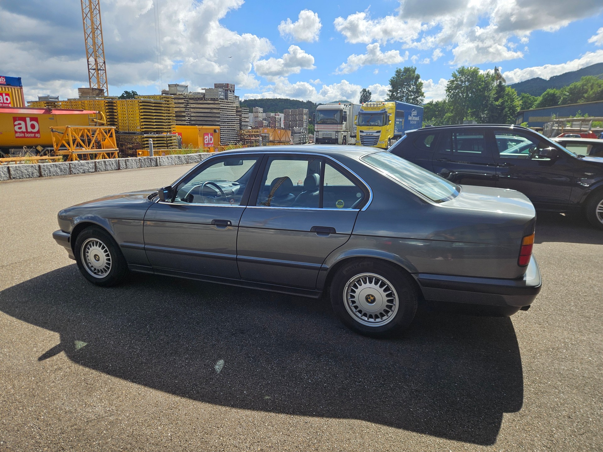 BMW 525i A-image-6