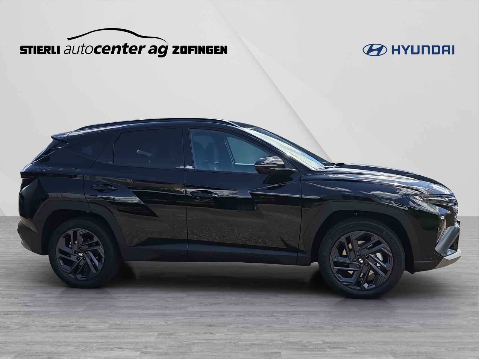 HYUNDAI Tucson 1.6 T-GDi HEV Origo Blackline 4WD-showroom-element-3