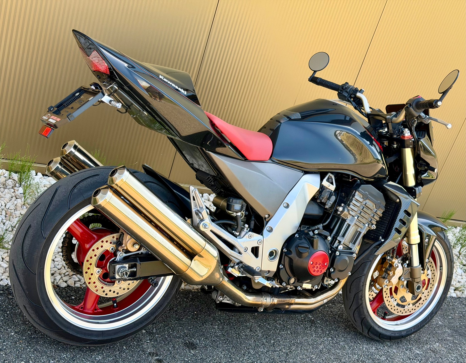 KAWASAKI Z 1000 A1-image-4