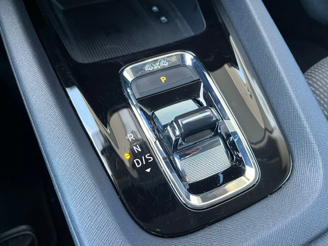 SKODA Octavia Combi 2.0 TSI Ambition DSG 4x4-image-19