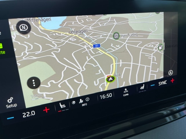 SKODA Octavia Combi 2.0 TSI Ambition DSG 4x4-image-11