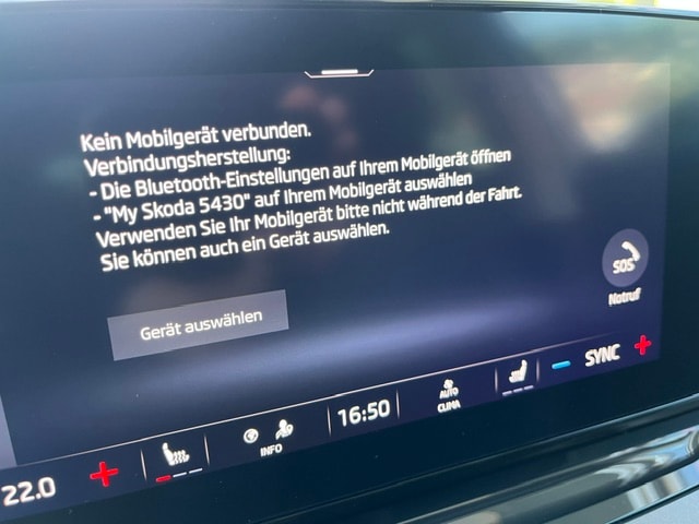 SKODA Octavia Combi 2.0 TSI Ambition DSG 4x4-image-13
