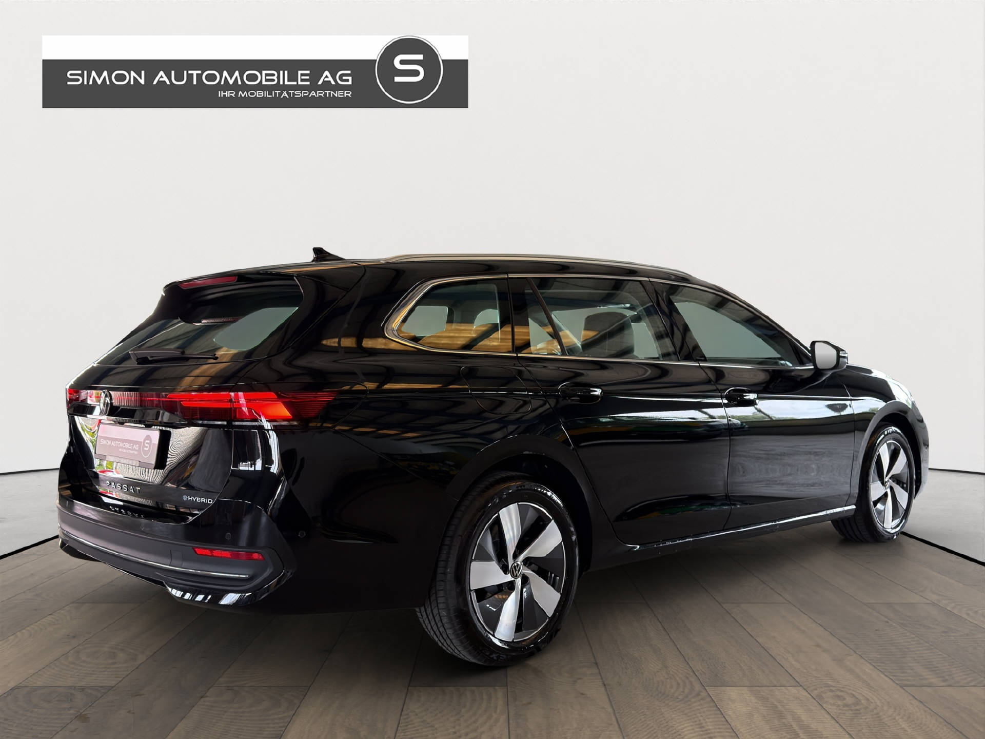 VW Passat Variant 1.5 TSI PHEV Business DSG-image-5