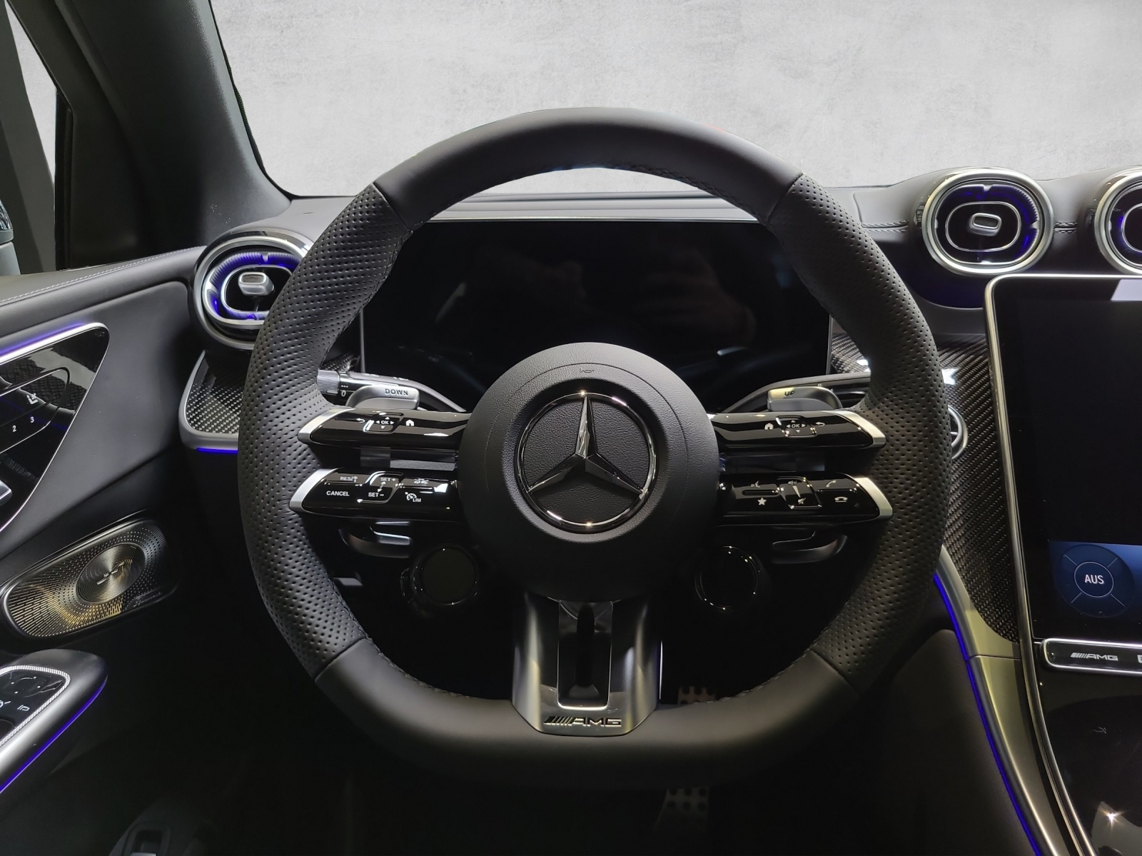 MERCEDES-BENZ GLC Coupé 53 AMG 4Matic 9G-Tronic-image-12