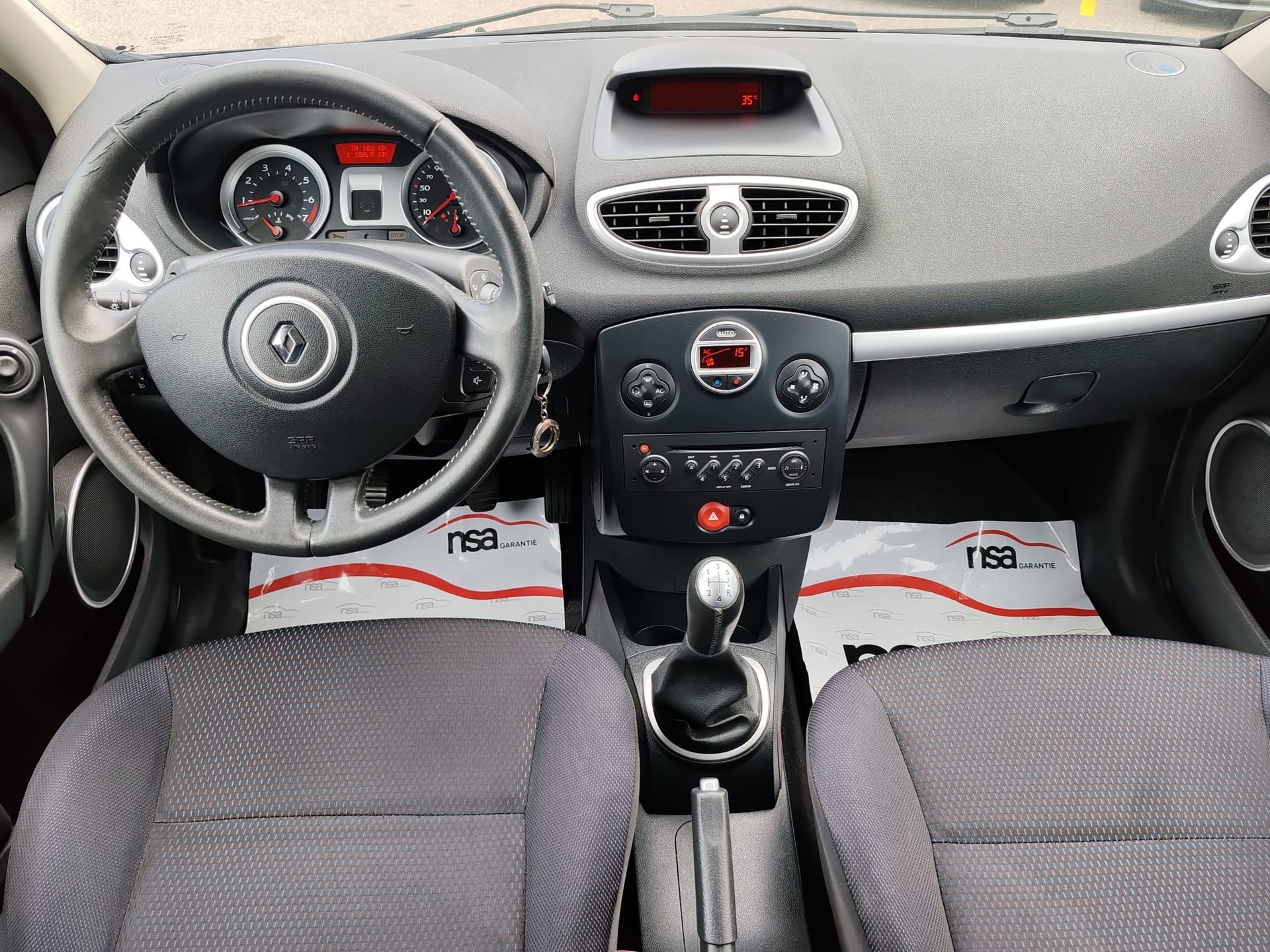 RENAULT Clio Grandtour 1.2 16V Turbo Exception-image-8