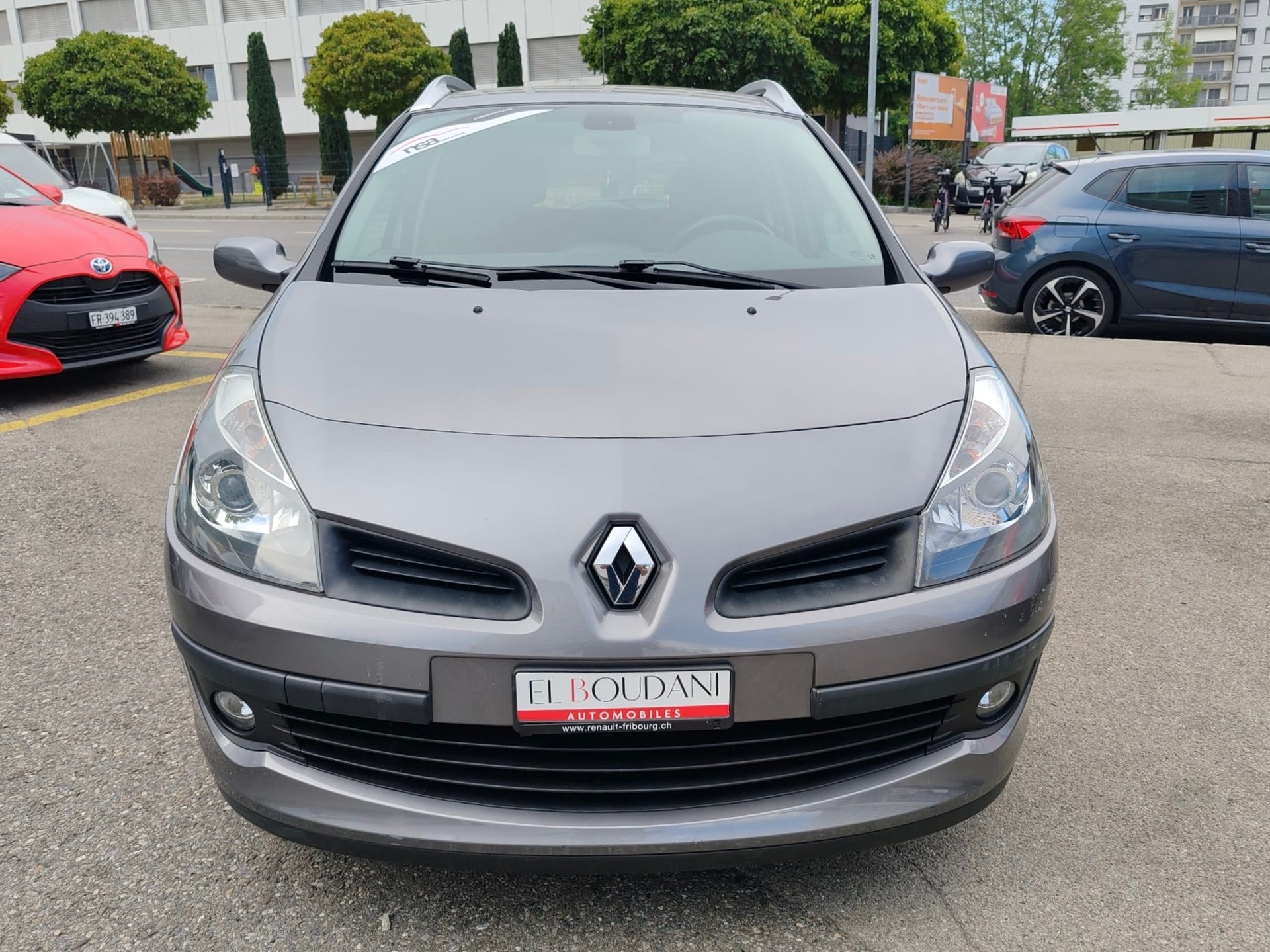 RENAULT Clio Grandtour 1.2 16V Turbo Exception-image-1