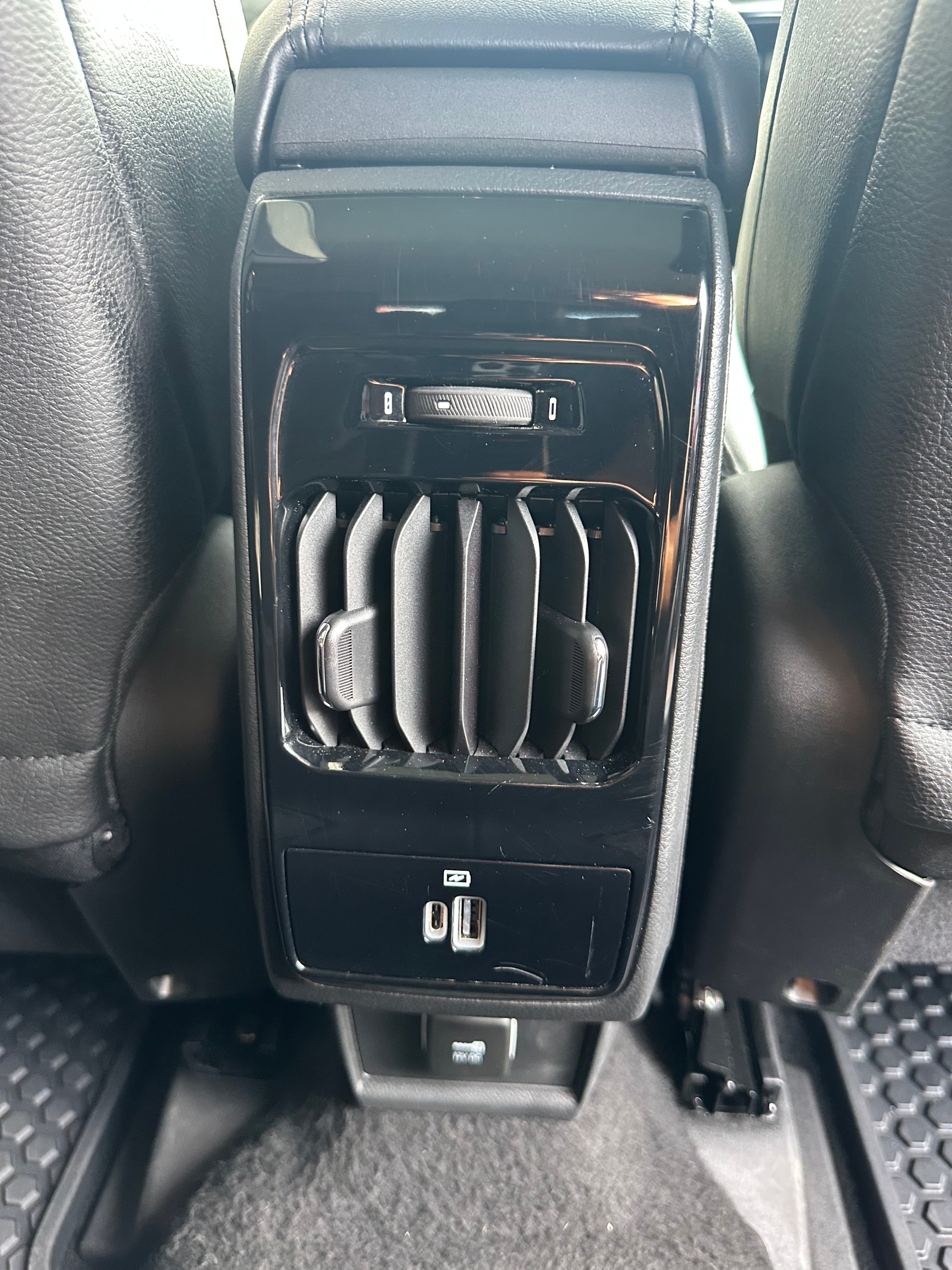 JEEP Compass 4x2 1.5 T MHEV Summit-image-12