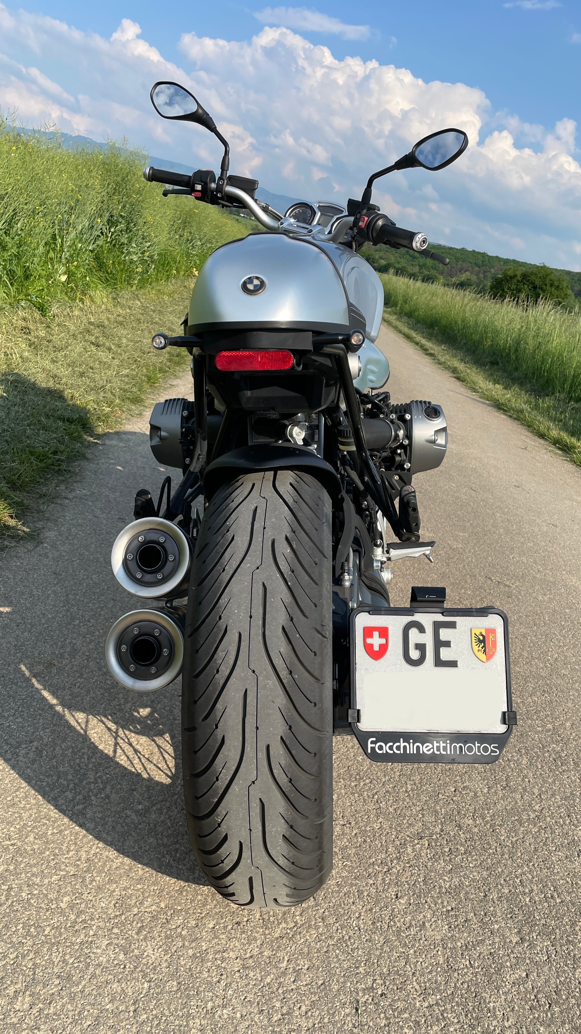 BMW R nineT ABS-image-2