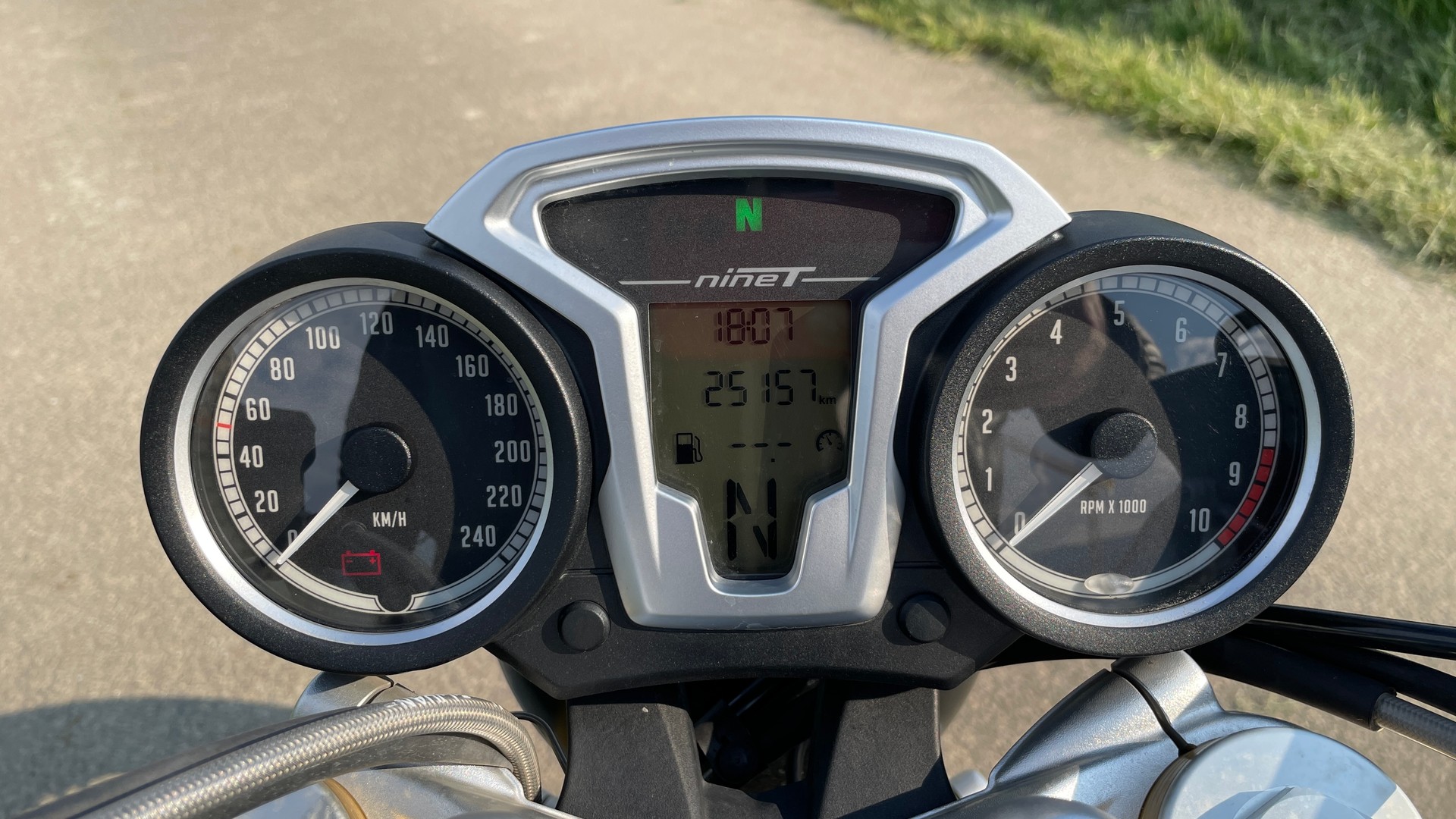 BMW R nineT ABS-image-13