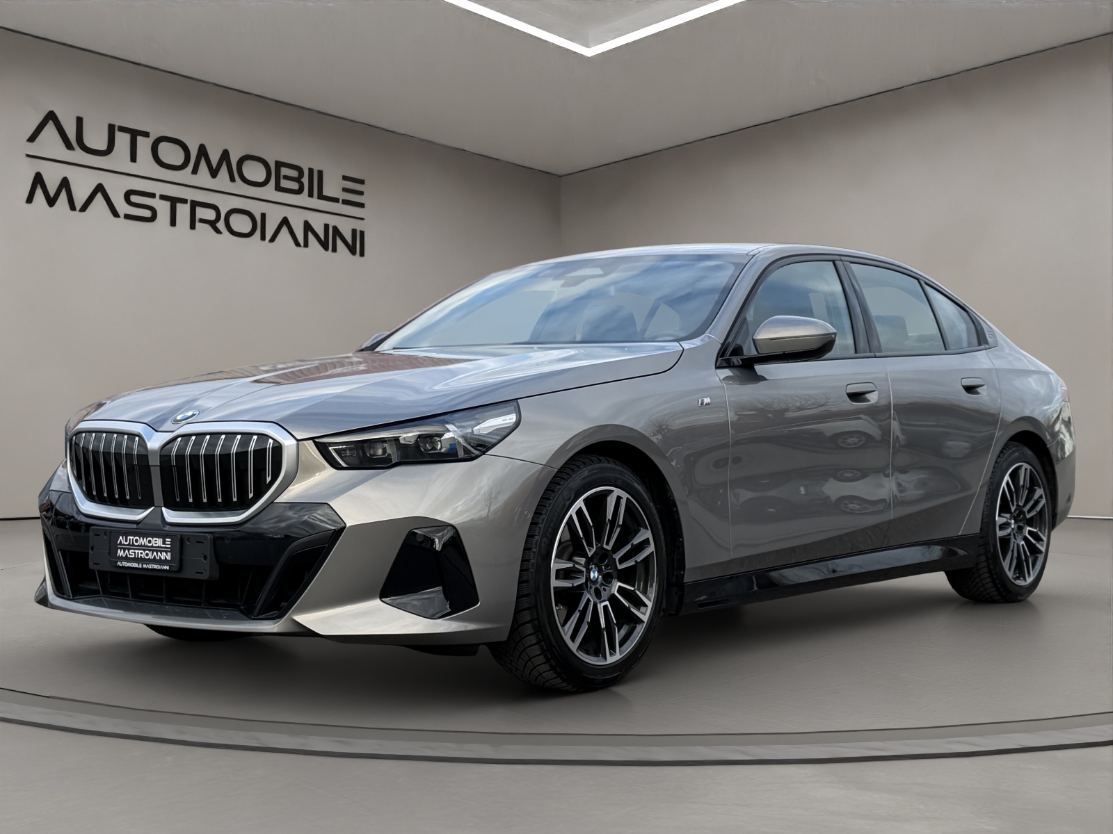 BMW 520d 48V M Sport Steptronic-showroom-element-2