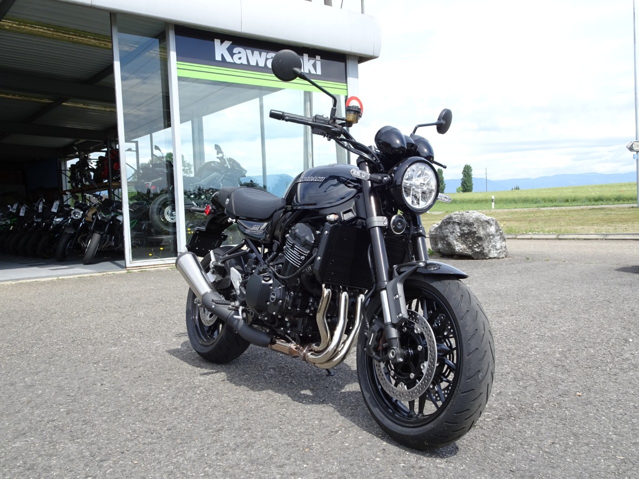 KAWASAKI Z 900 RS (35kW)-image-1