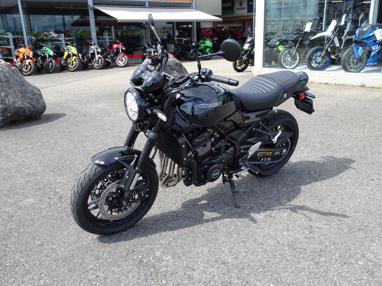 KAWASAKI Z 900 RS (35kW)-image-3