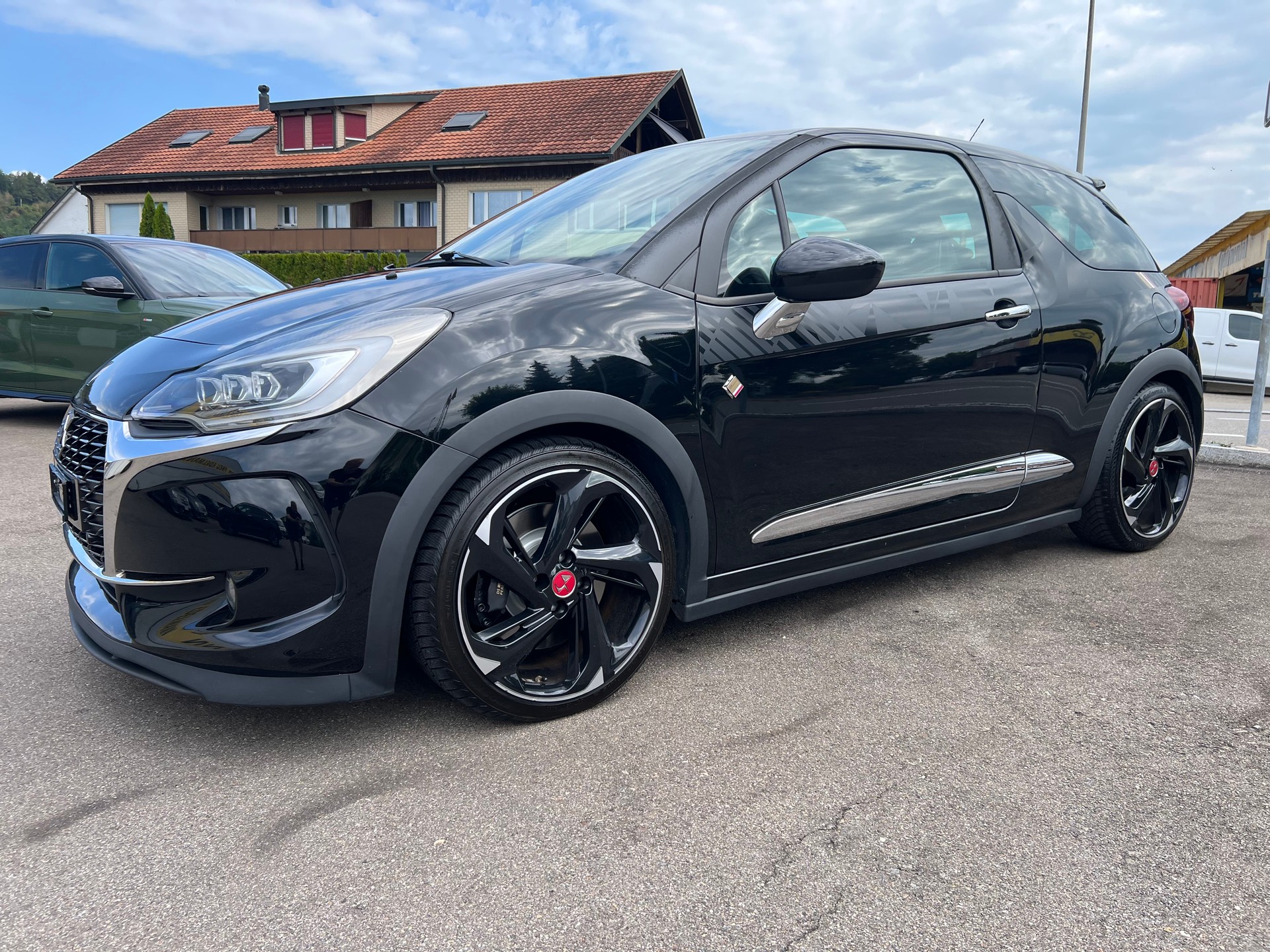 DS AUTOMOBILES DS 3 1.6 THP Performance Black Spezial