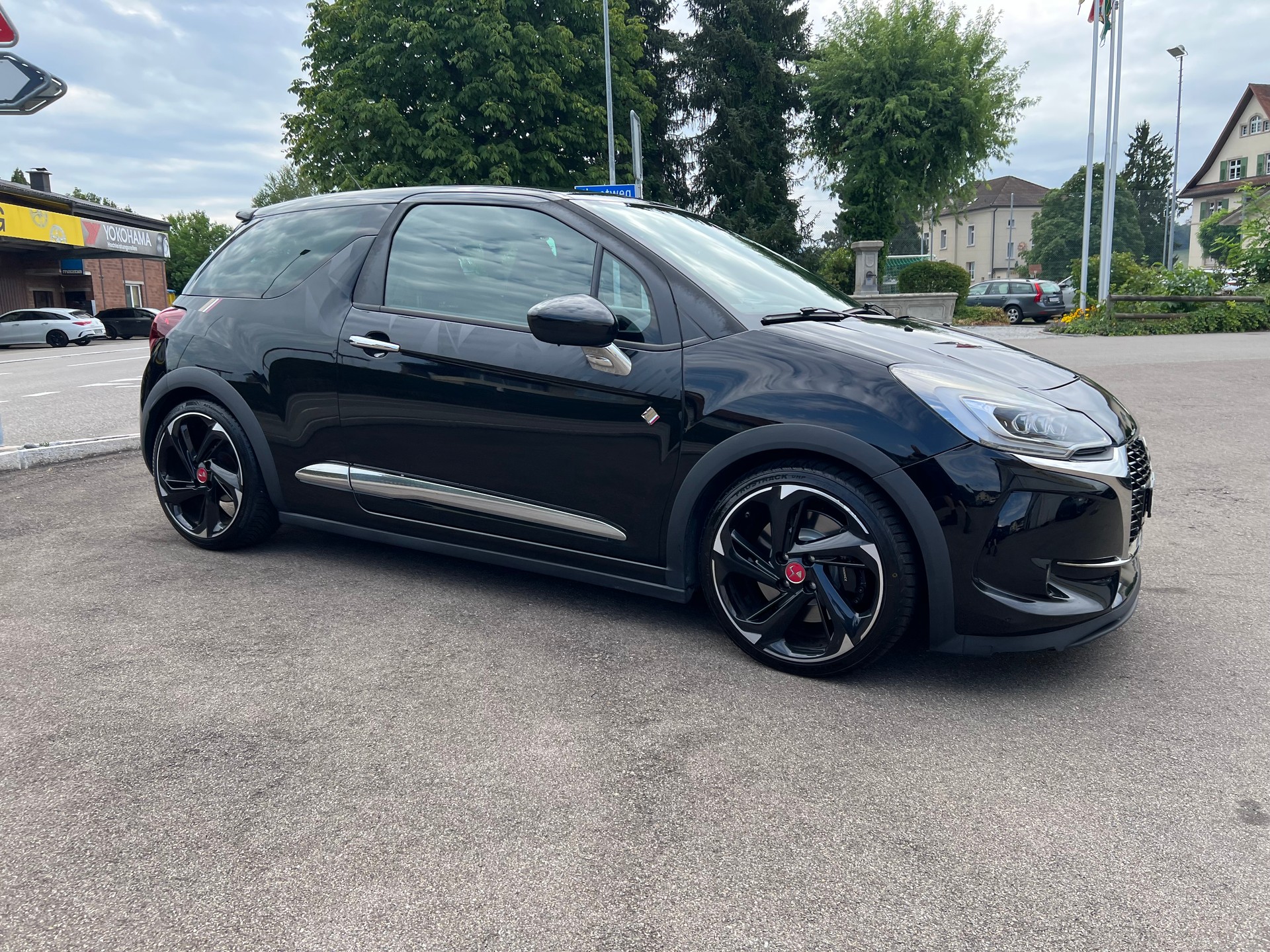 DS AUTOMOBILES DS 3 1.6 THP Performance Black Spezial-image-5