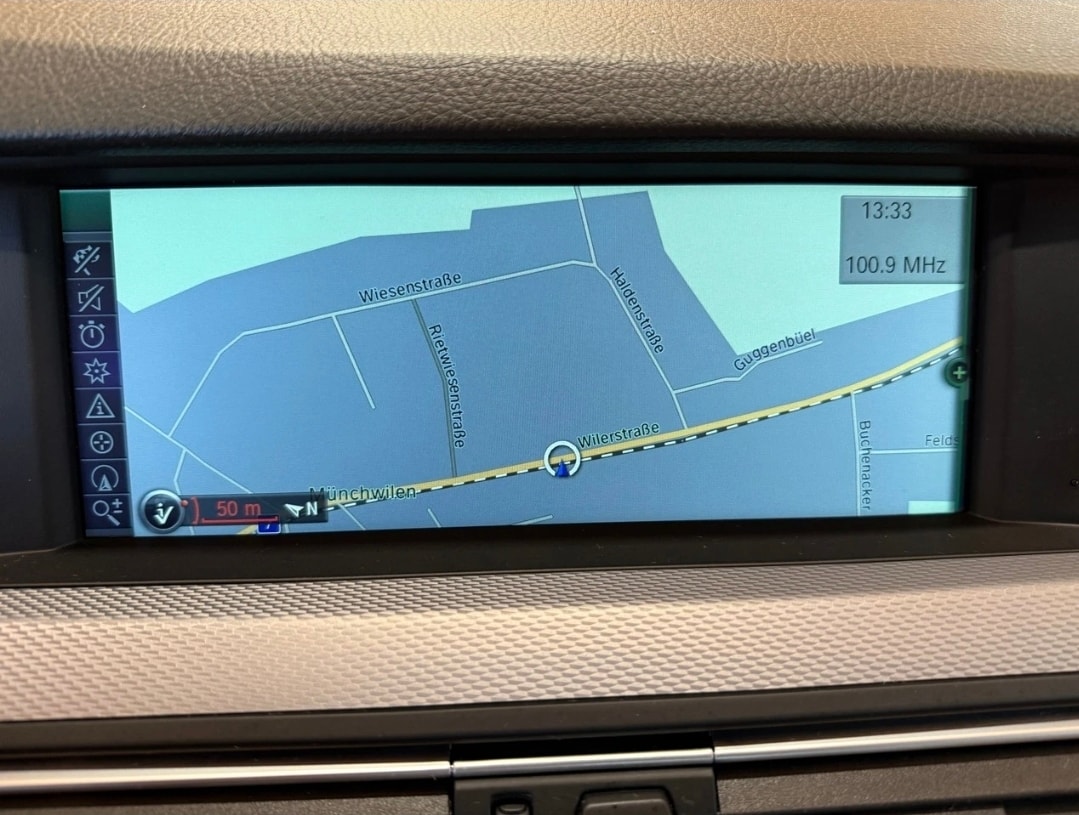 BMW 535i Touring Steptronic-image-11