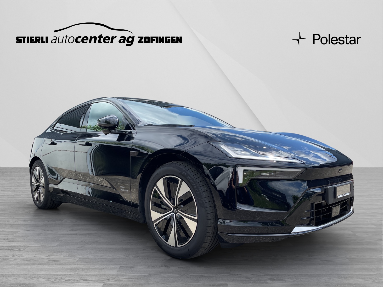 POLESTAR 4 Long Range Dual Motor-showroom-element-2