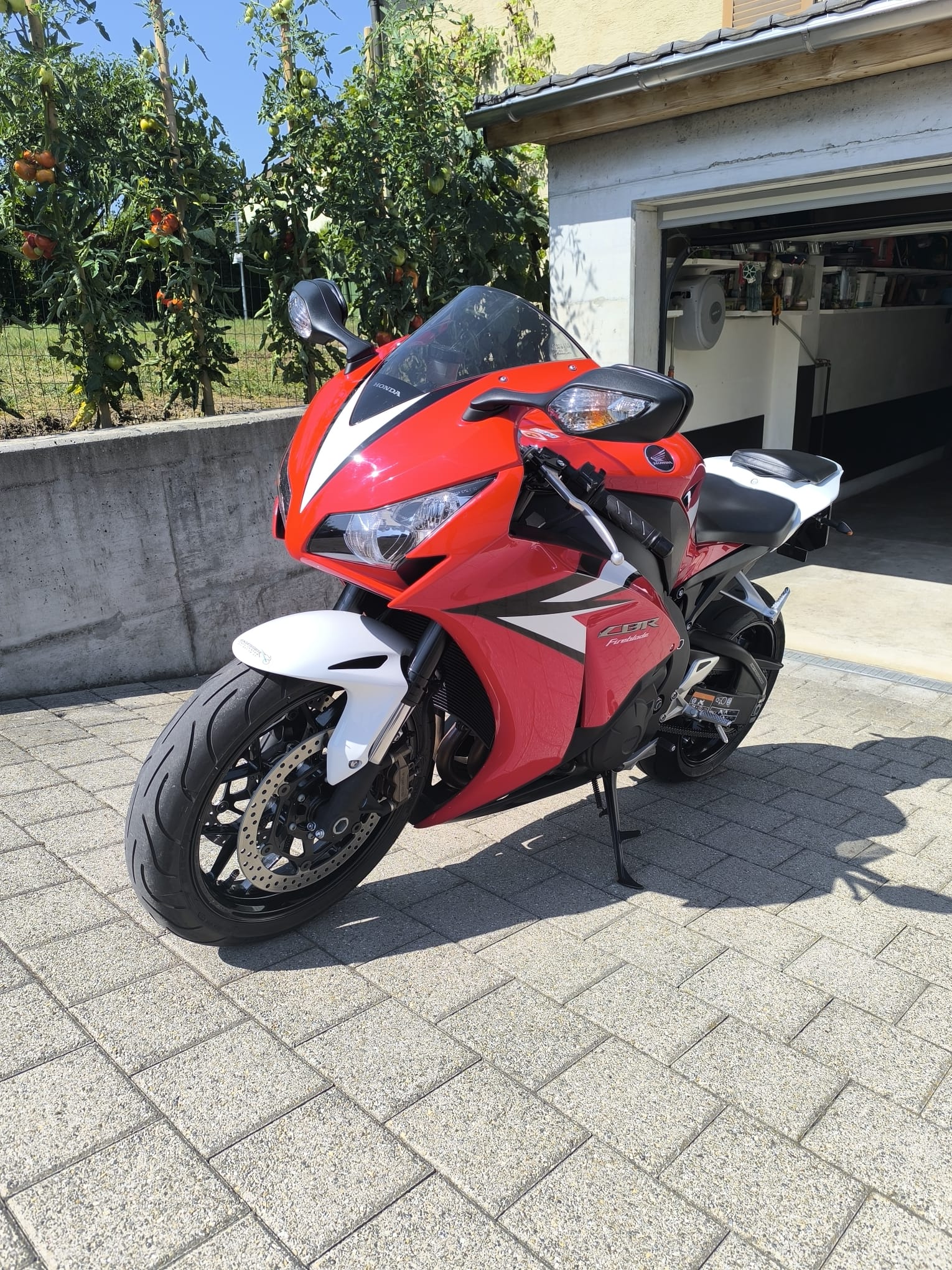 HONDA CBR 1000 RA ABS-image-0