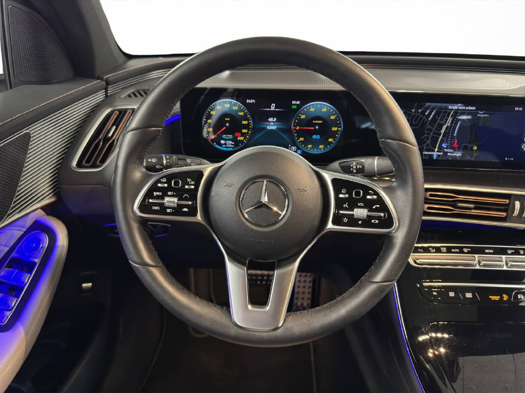 MERCEDES-BENZ EQC 400 AMG Line 4Matic-image-12
