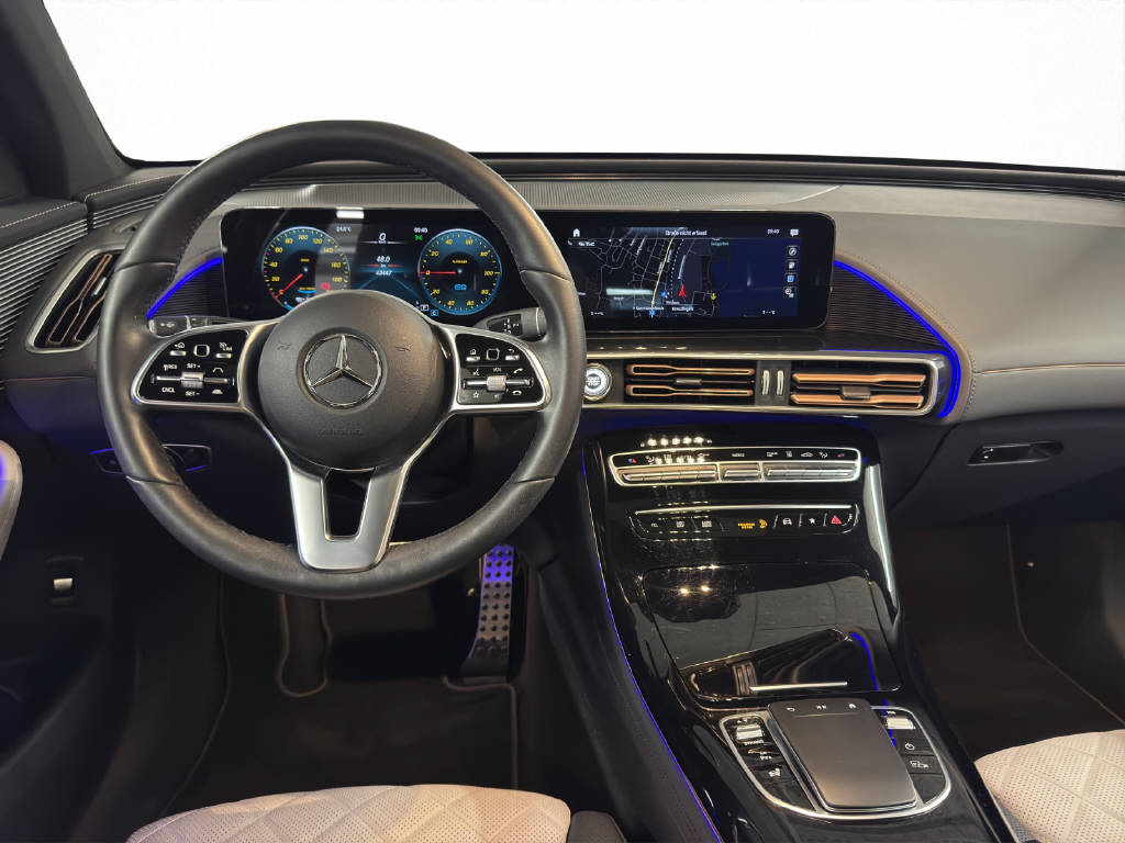 MERCEDES-BENZ EQC 400 AMG Line 4Matic-image-14