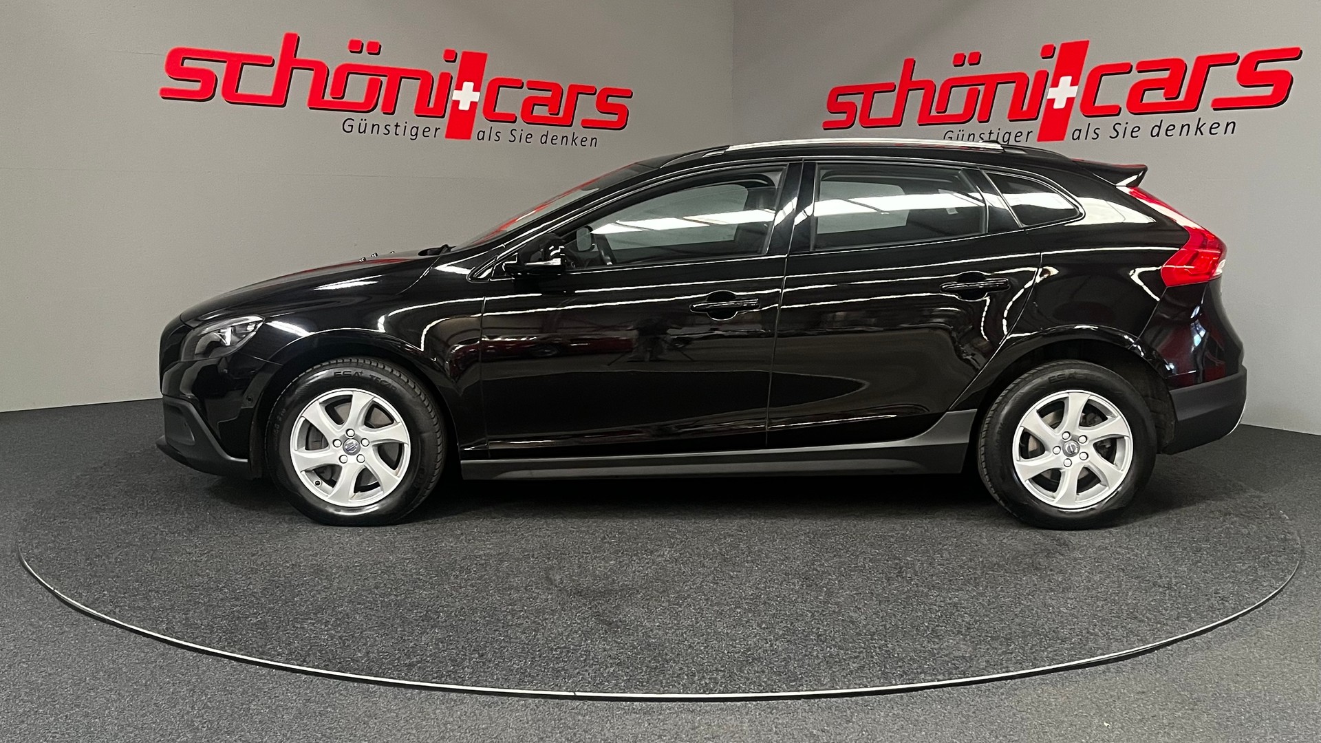VOLVO V40 Cross Country D3 Momentum Geartronic-showroom-element-2