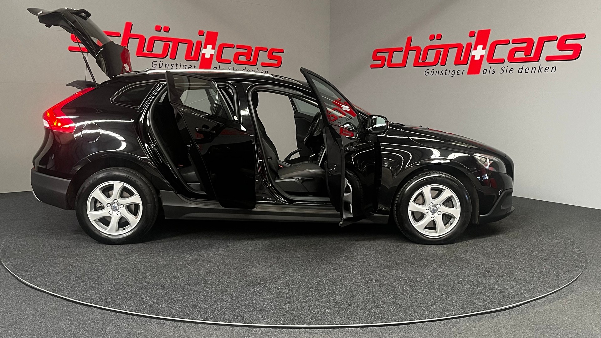 VOLVO V40 Cross Country D3 Momentum Geartronic-image-5