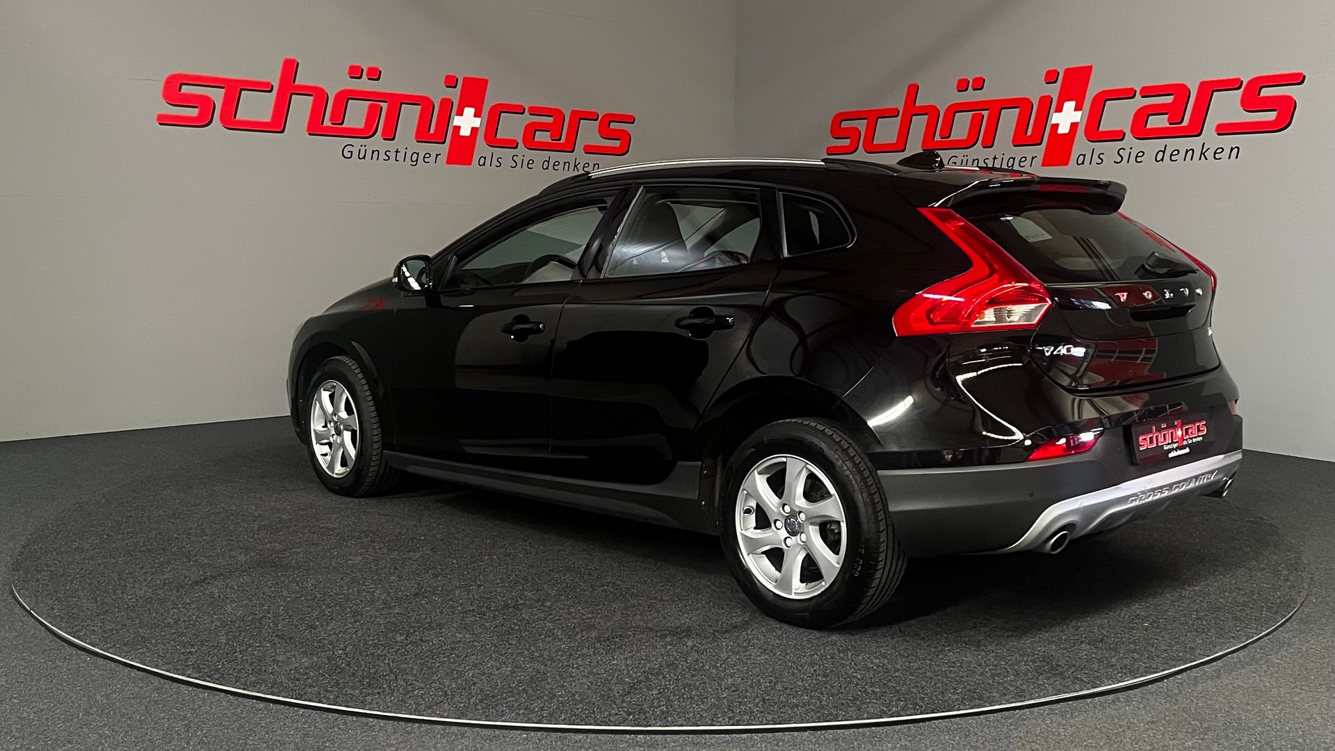 VOLVO V40 Cross Country D3 Momentum Geartronic-showroom-element-3