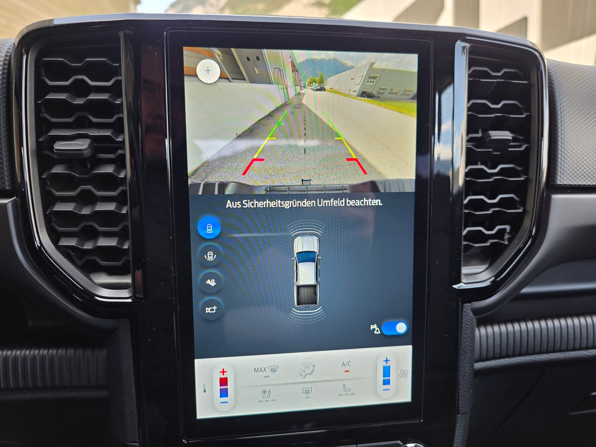 FORD TREMOR 2.0 Eco Blue 4x4 Automat-image-27