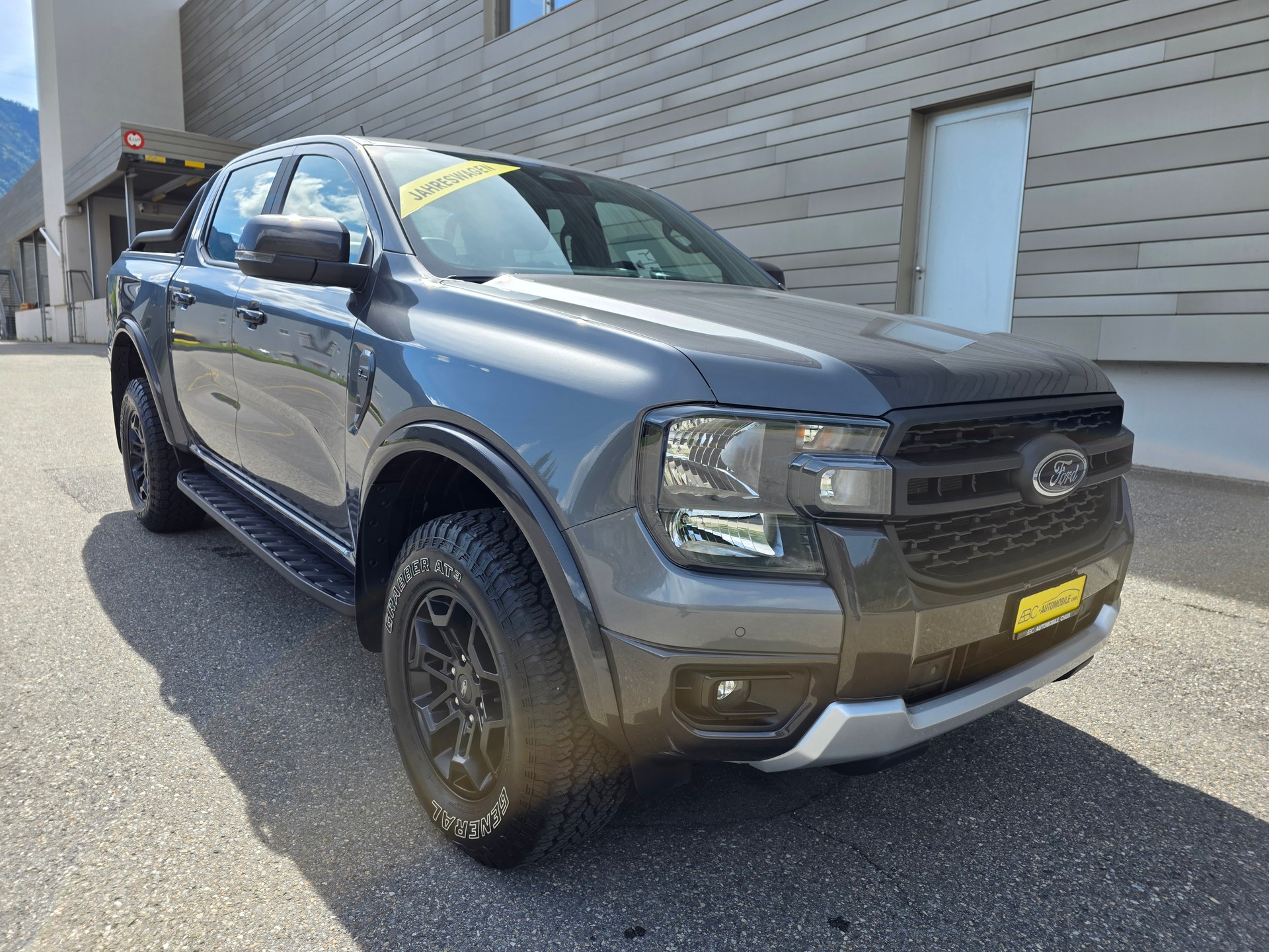 FORD TREMOR 2.0 Eco Blue 4x4 Automat-showroom-element-3