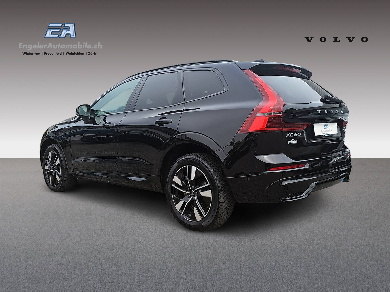 VOLVO 2.0 T8 TE Plus Dark eAWD-showroom-element-3