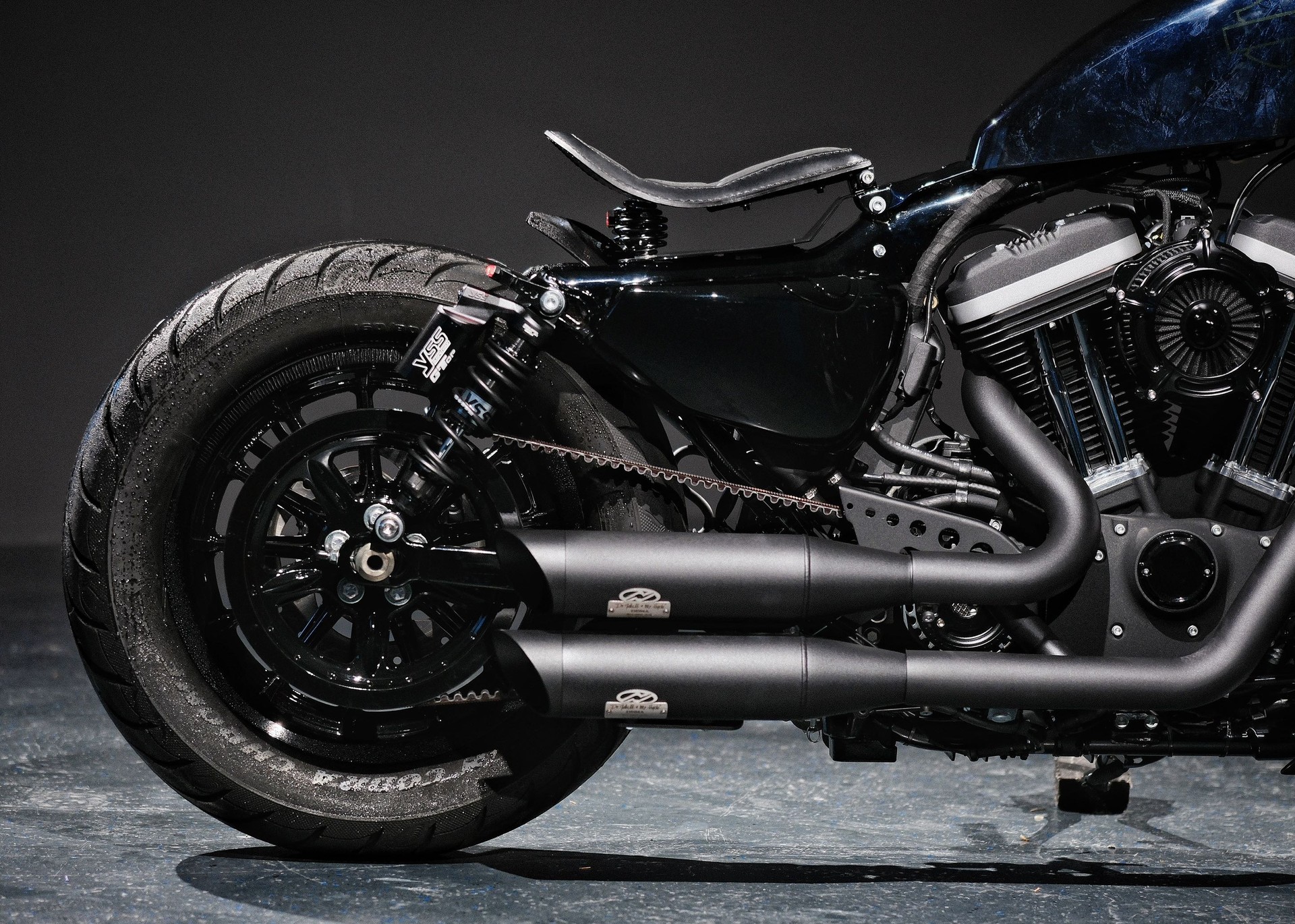 HARLEY-DAVIDSON XL 883 N Sportster Iron-image-6