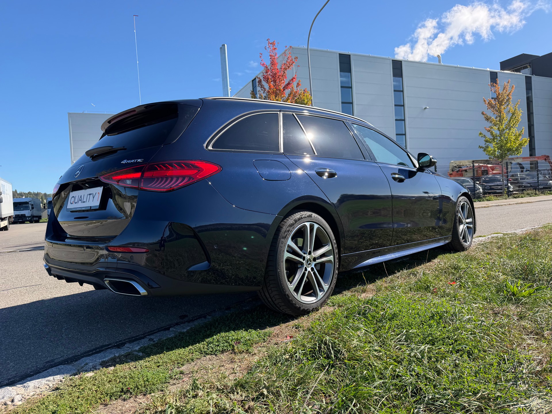 MERCEDES-BENZ C 300 T 4Matic* AMG Line*-360°-Kamera-image-9