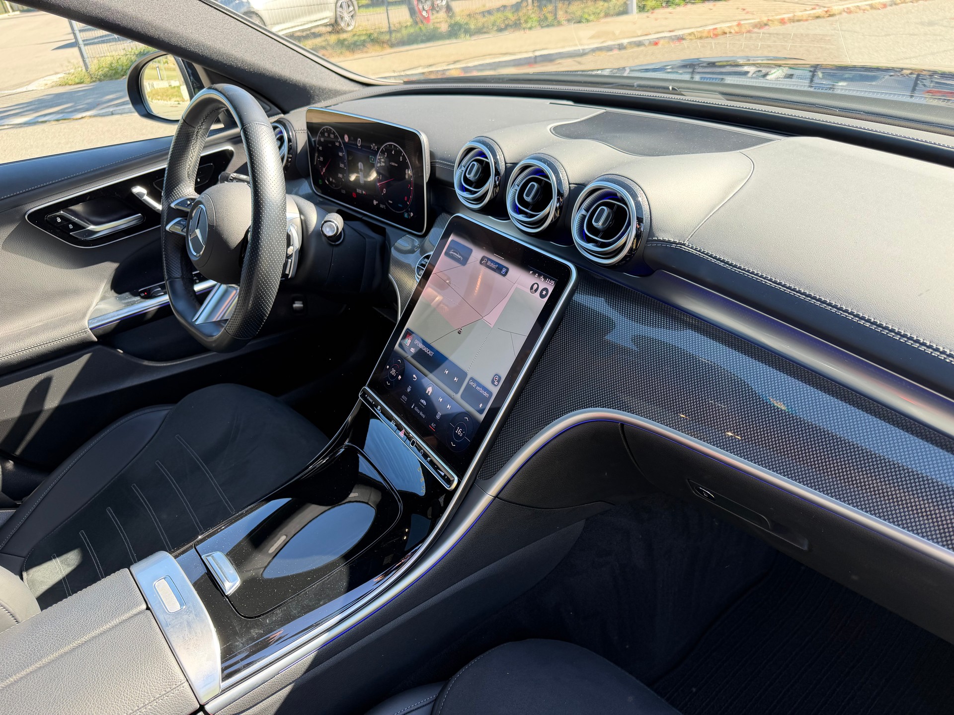MERCEDES-BENZ C 300 T 4Matic* AMG Line*-360°-Kamera-image-19