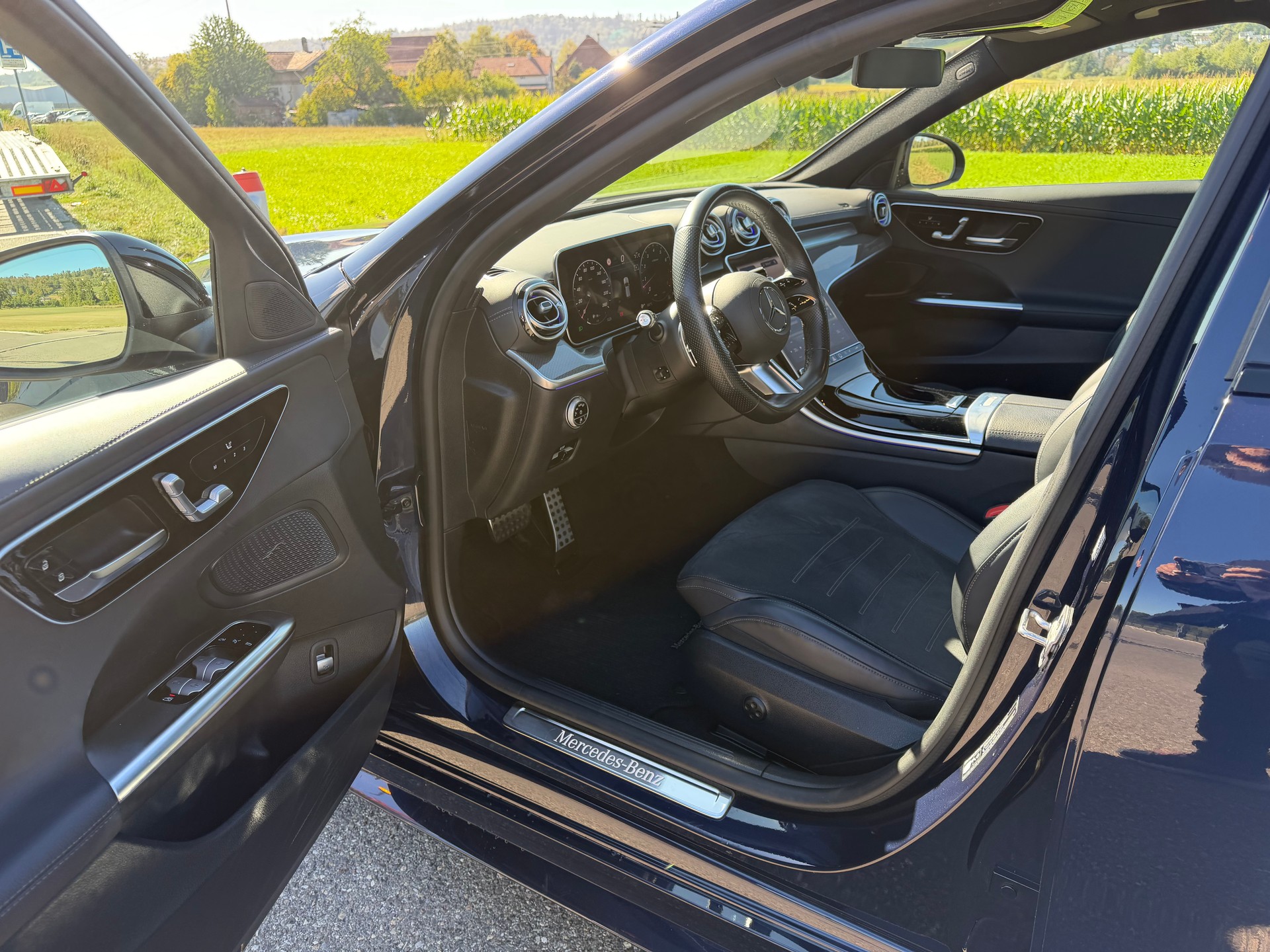 MERCEDES-BENZ C 300 T 4Matic* AMG Line*-360°-Kamera-image-25
