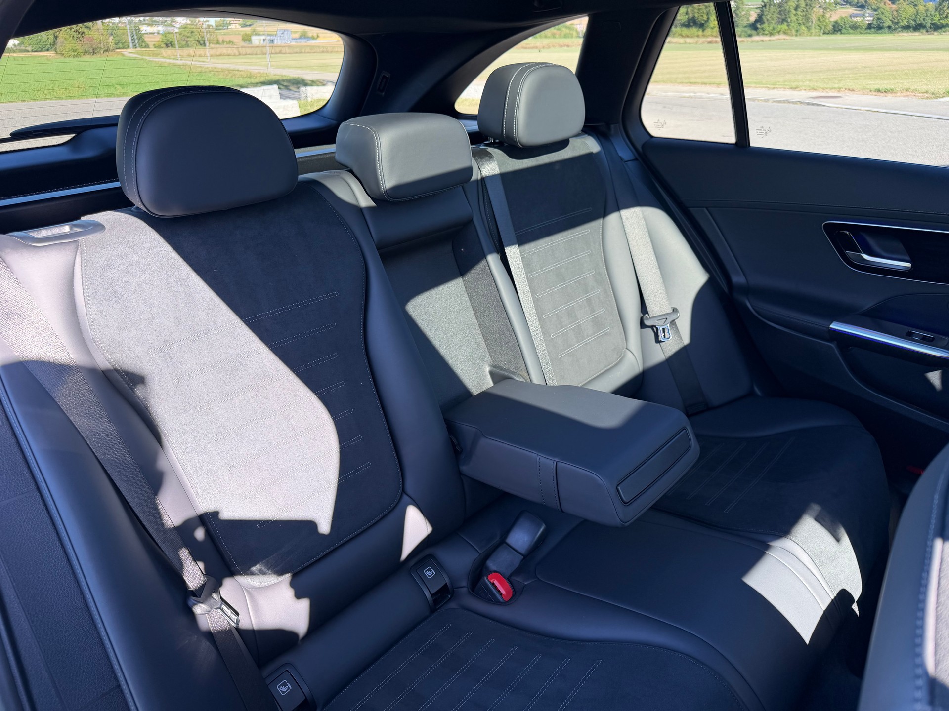 MERCEDES-BENZ C 300 T 4Matic* AMG Line*-360°-Kamera-image-26