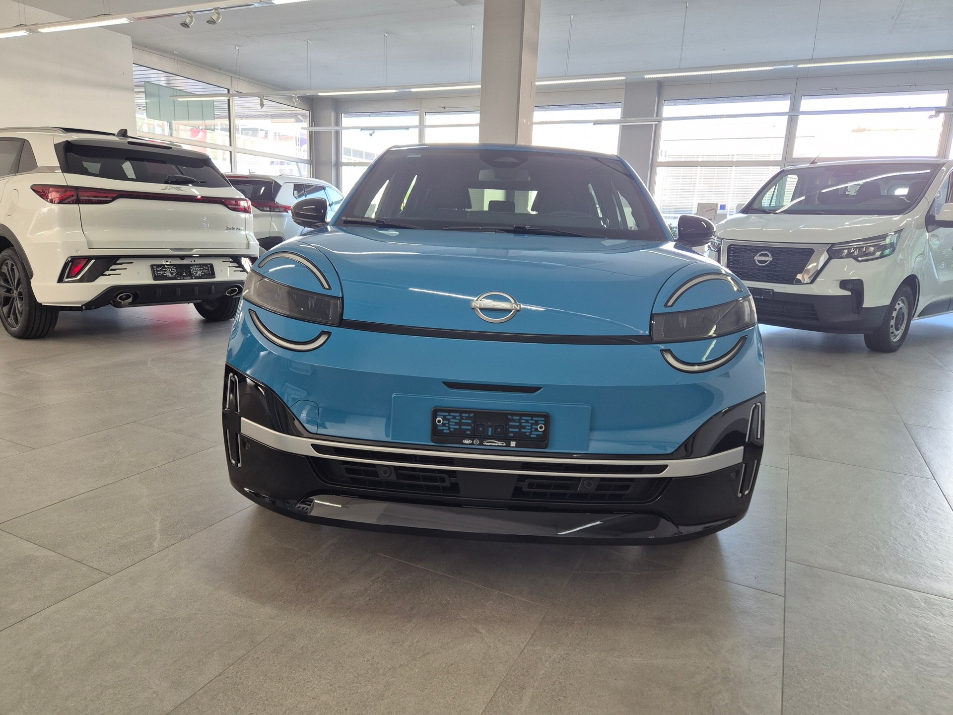 NISSAN Micra 52kWh Advance-image-2