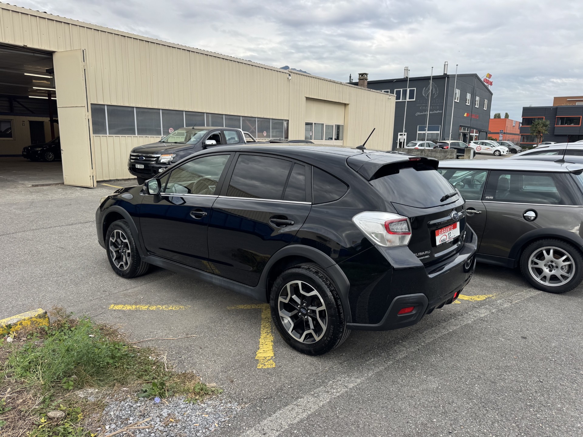 SUBARU XV 2.0 Swiss Three AWD CVT Six Star Ed.-image-3