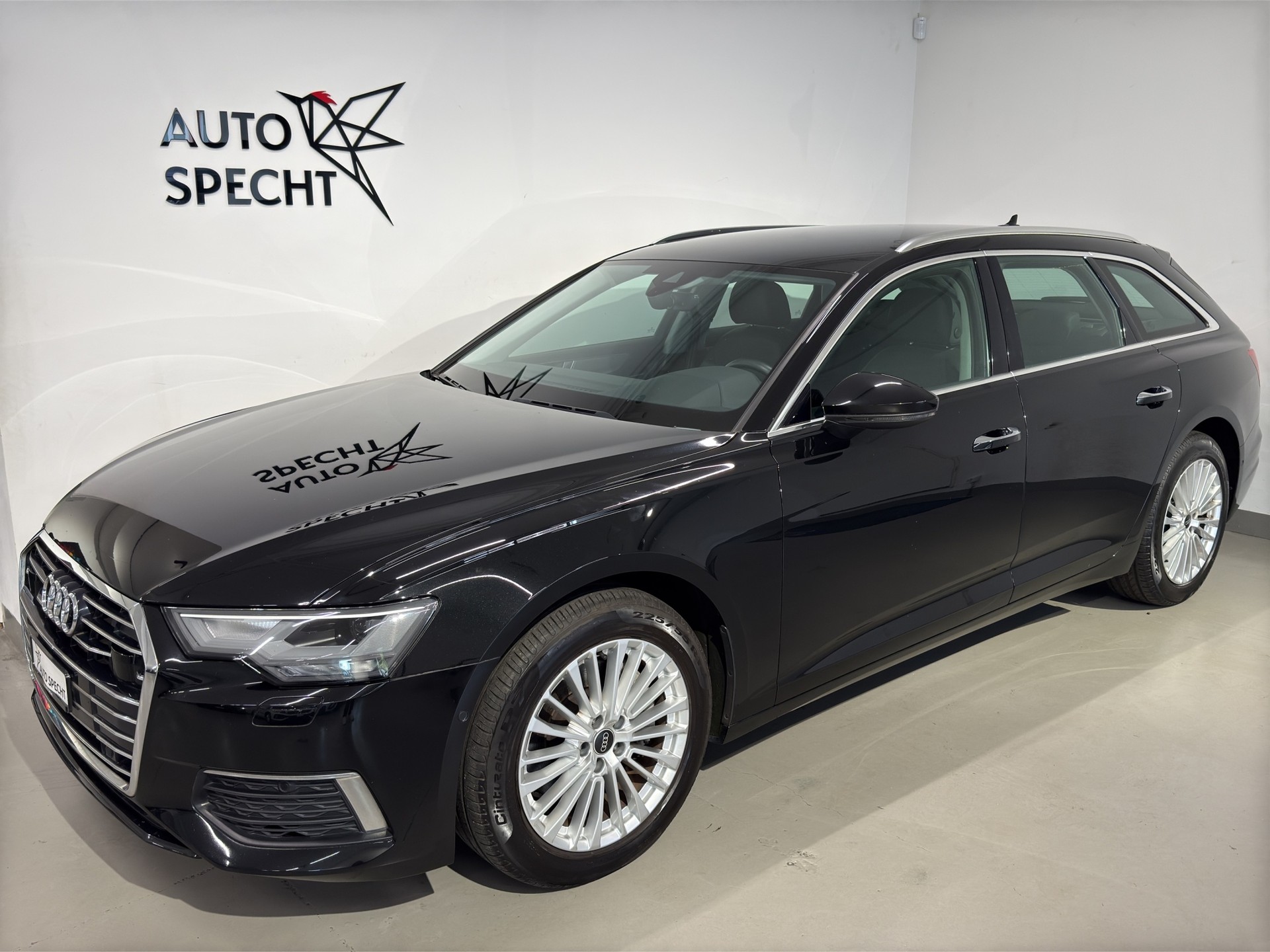 AUDI A6 Avant 45 TFSI Design S-tronic-showroom-element-1