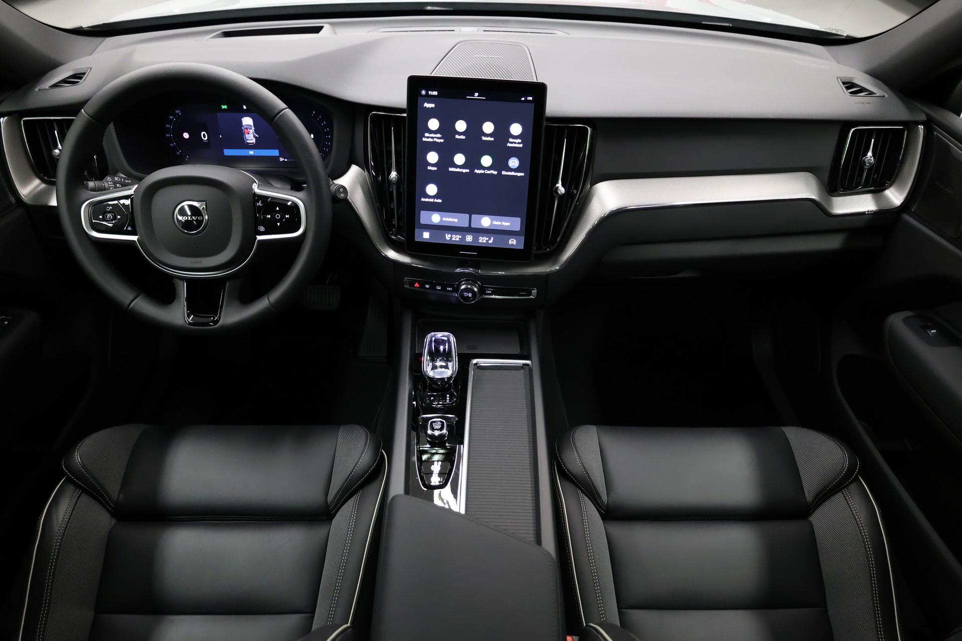 VOLVO XC60 2.0 B5 MH Black Edition AWD-image-15