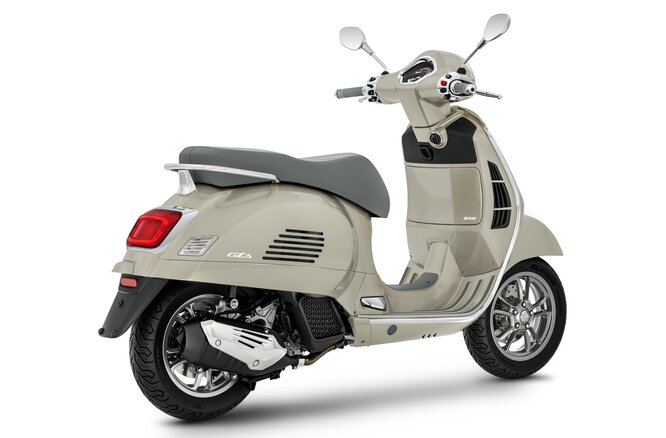 PIAGGIO Vespa GTS 125 RST E5-image-3