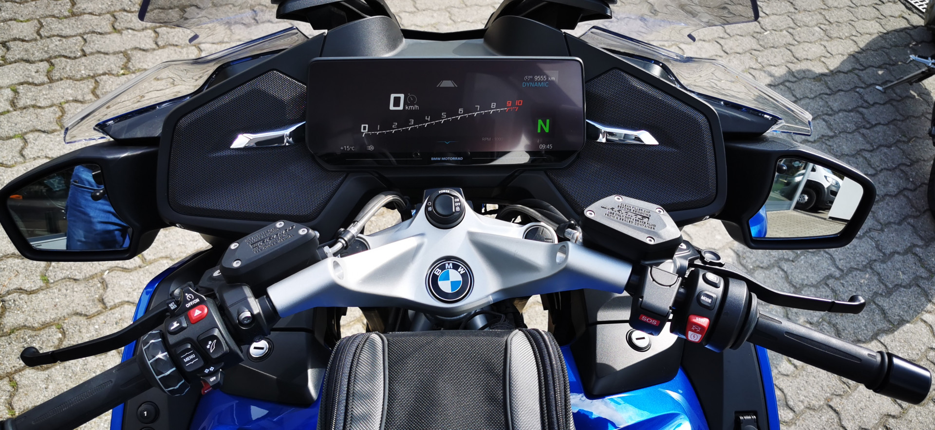 BMW R 1250 RT Sport 1. Hand - ab Service - von Privat-image-9