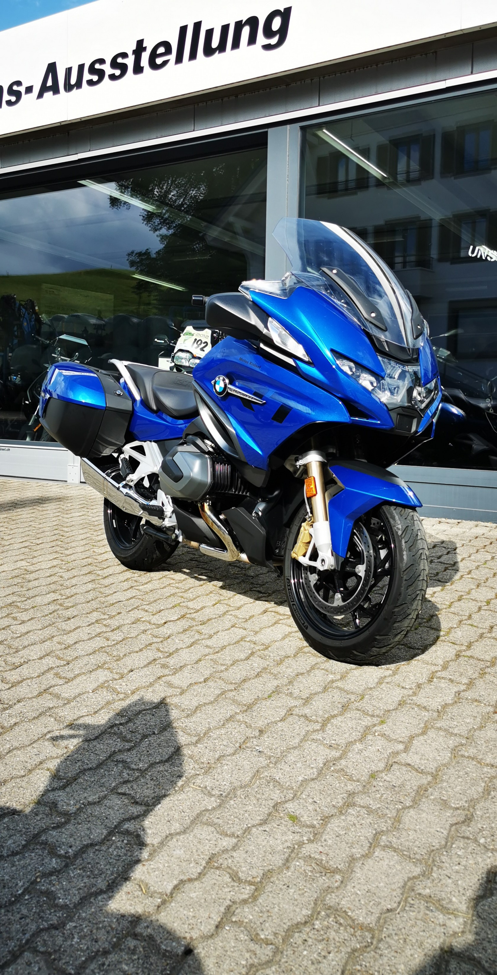 BMW R 1250 RT Sport 1. Hand - ab Service - von Privat-image-3