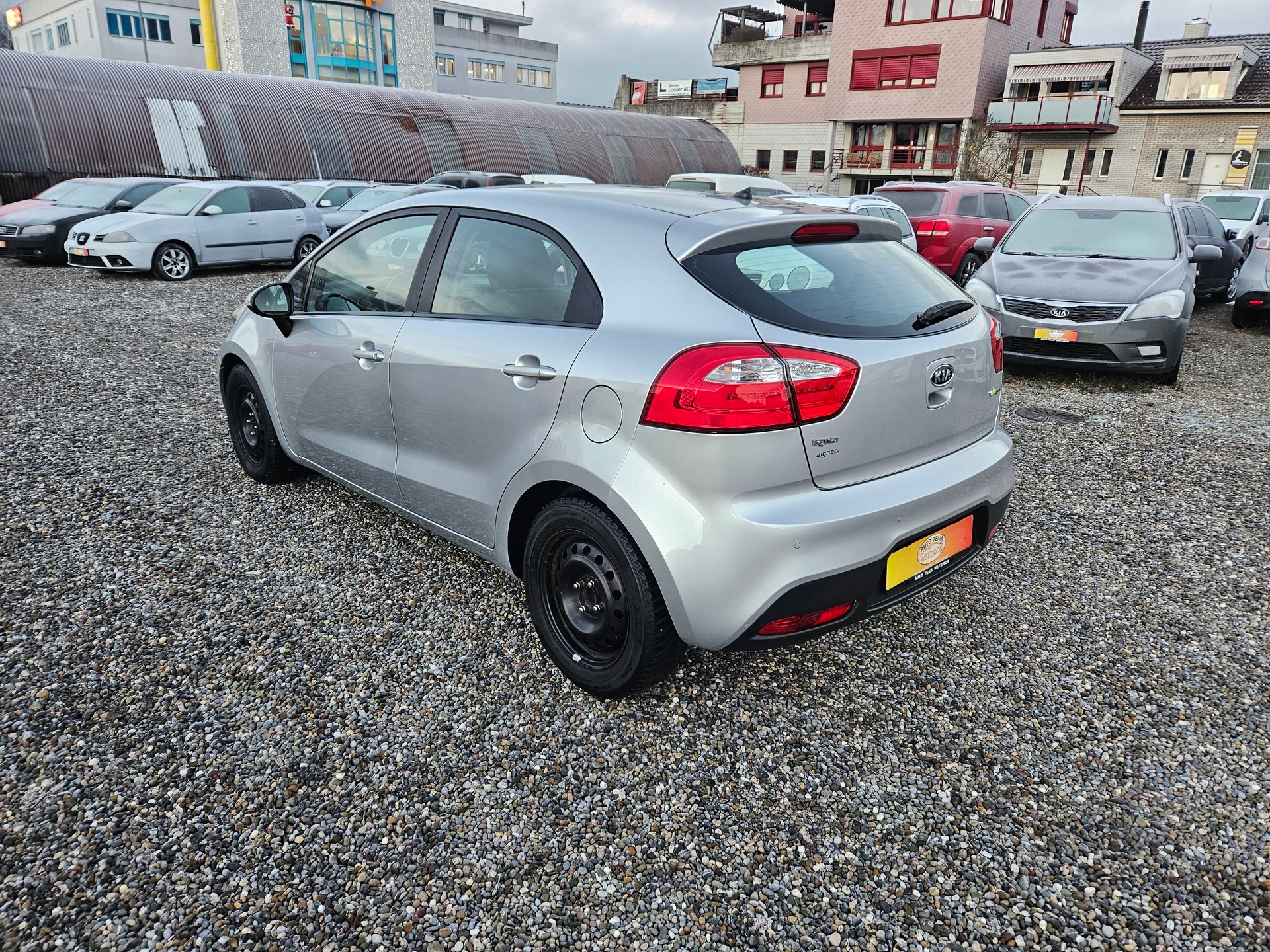 KIA RIO-image-6