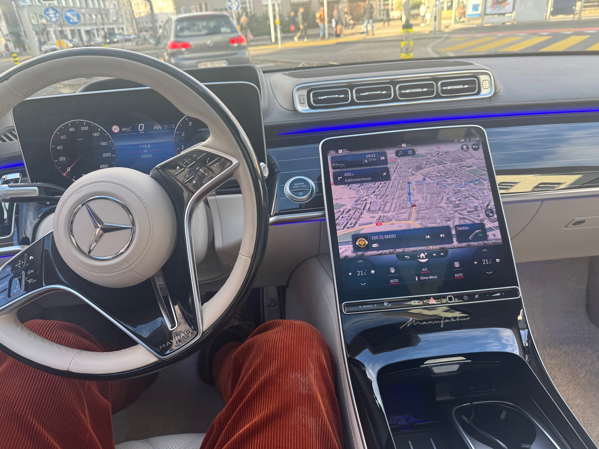 MERCEDES-BENZ S 680 4Matic Maybach First Class 9G-Tronic-image-6