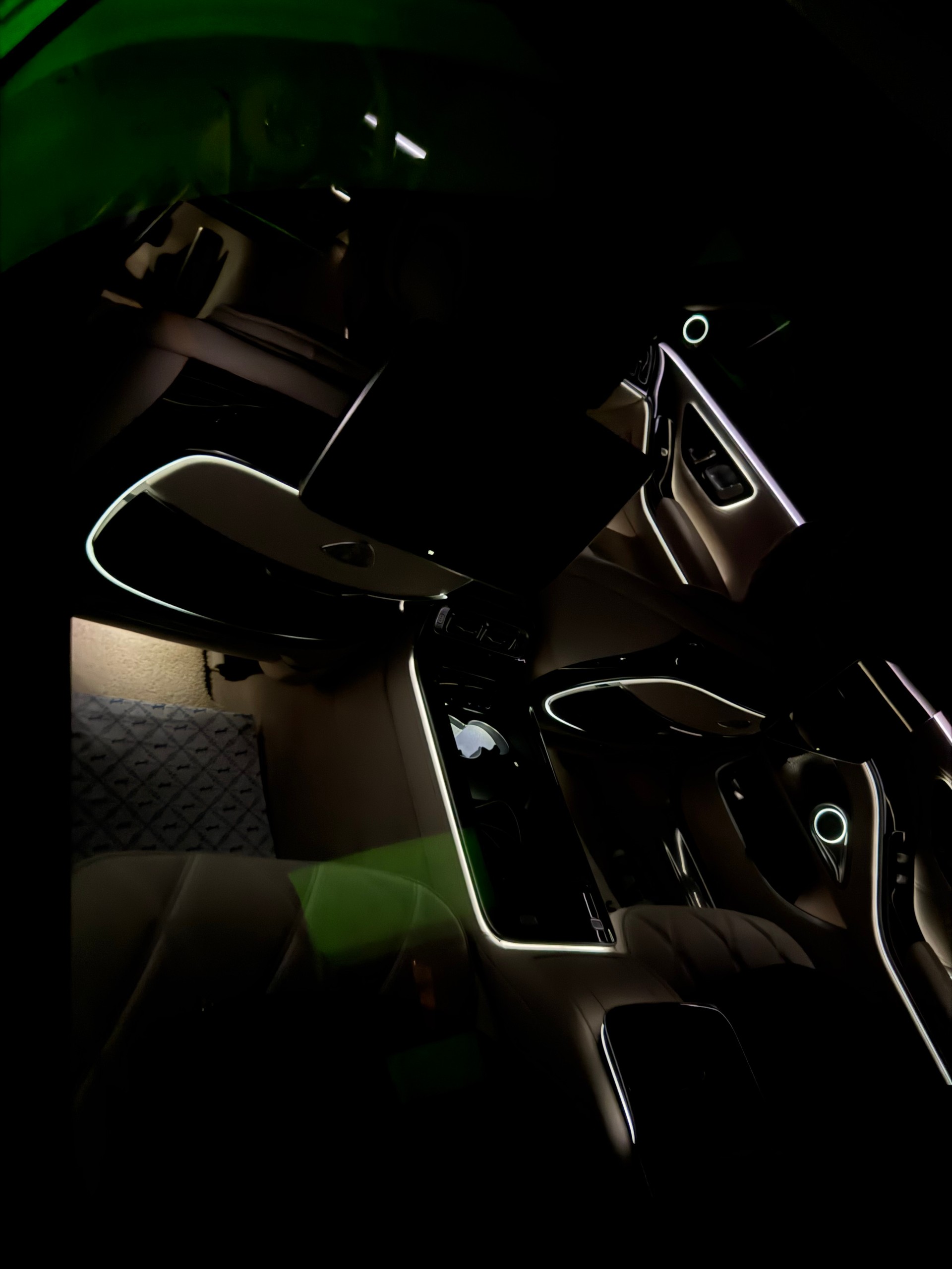 MERCEDES-BENZ S 680 4Matic Maybach First Class 9G-Tronic-image-10