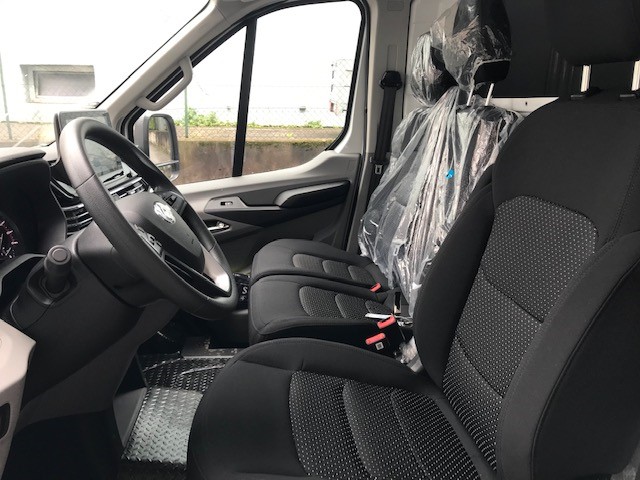 MAXUS eDeliver 9 L3H2 72kWh-image-1