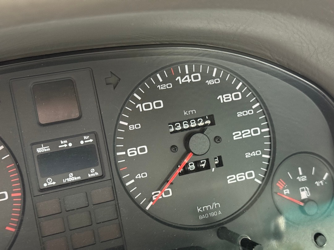 AUDI Cabriolet 2.3 E-image-11