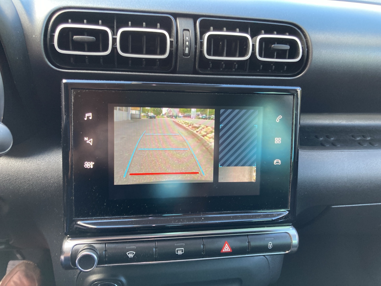 CITROEN C3 Aircross 1.2i PureTech Shine-image-5